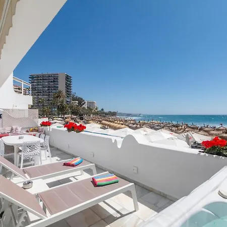 Superb Large Apartment On The Beach Marbella Exterior photo