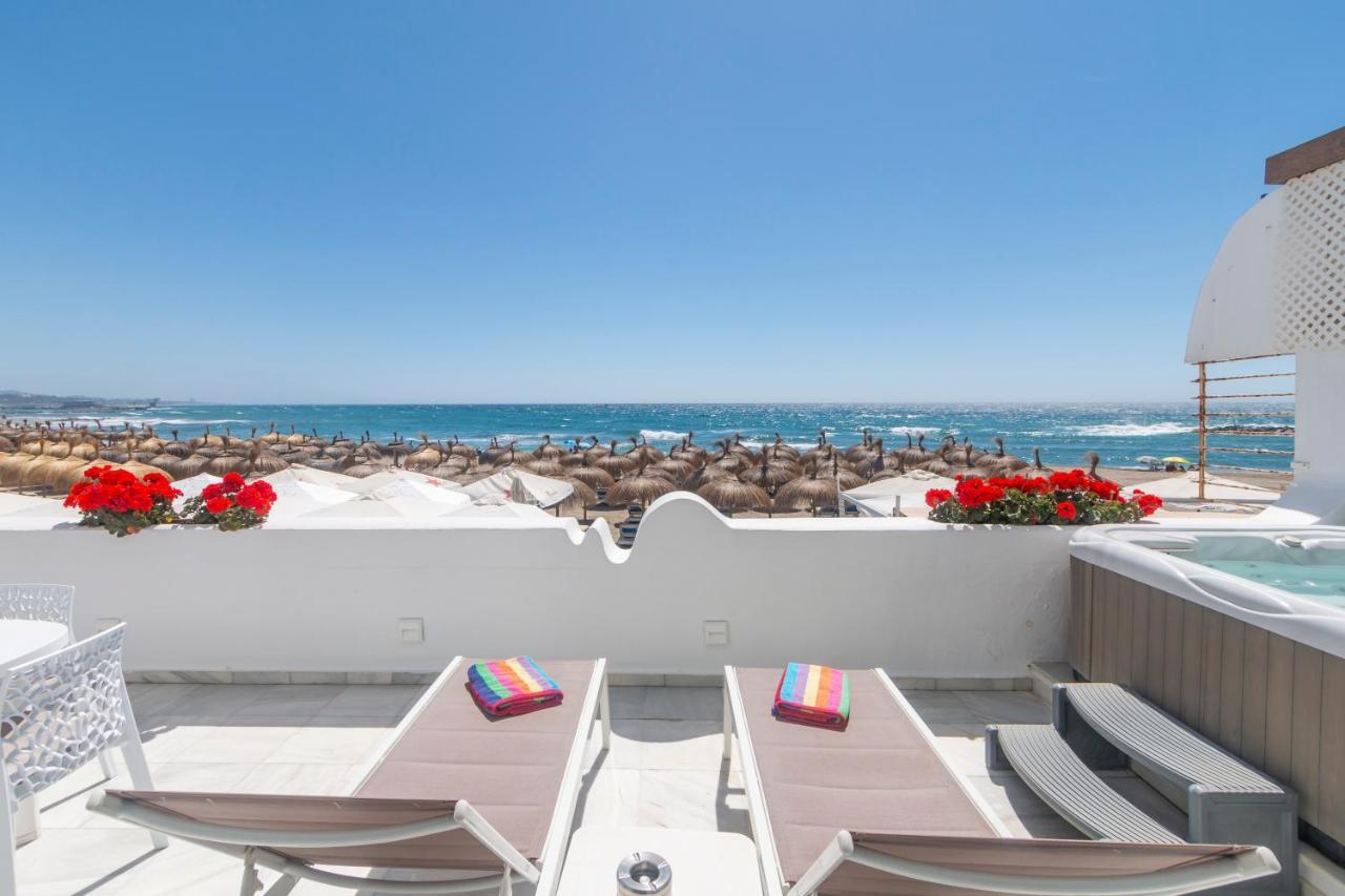 Superb Large On The Marbella