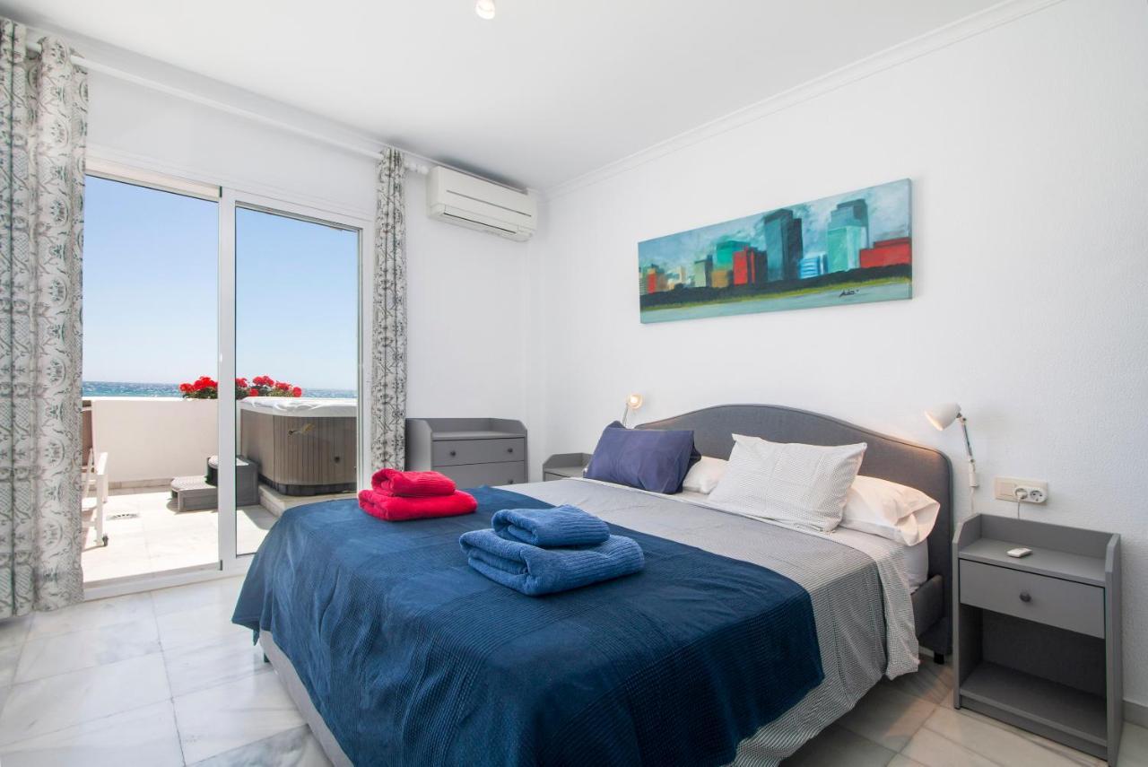 Apartment Superb Large On The Marbella